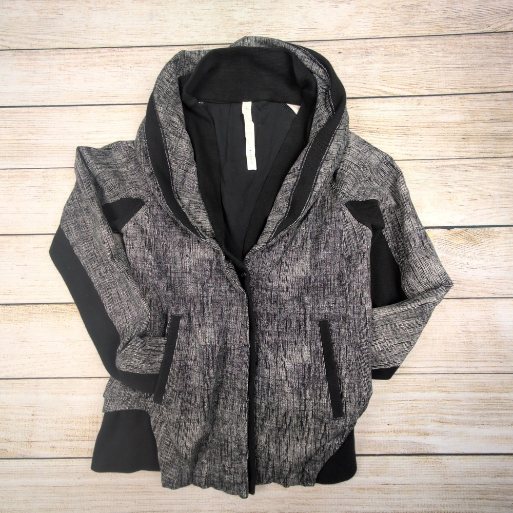 Lululemon Athletica Shawl Collar Wrap Jacket Space Dye‎ Black White Size 8